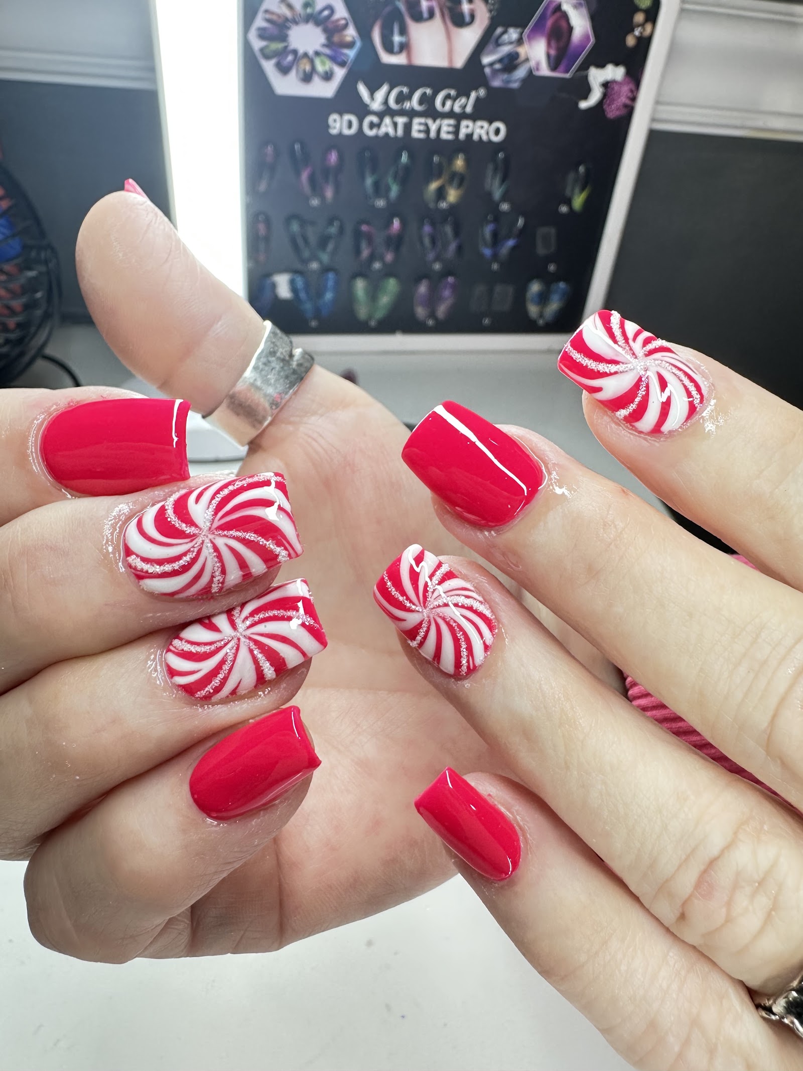 Trina's Nail & Spa logo